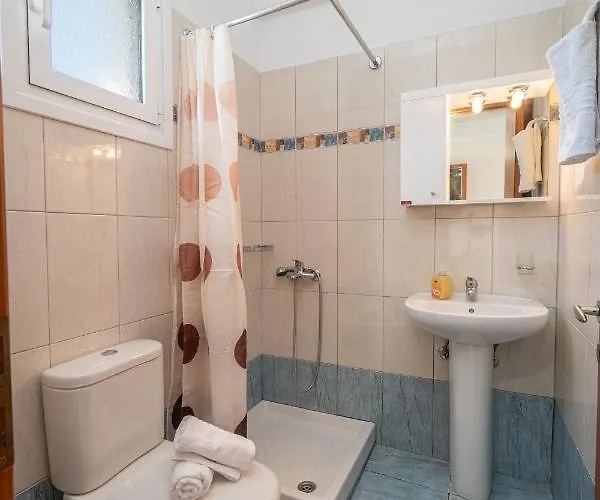 아파트 John's 카라보밀로스