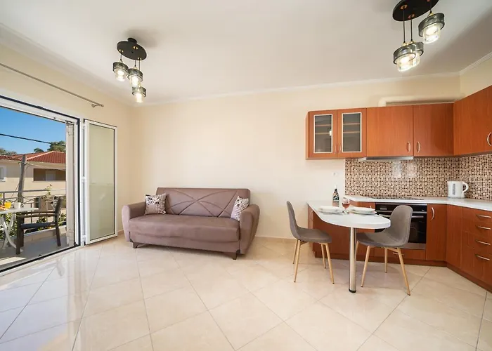 John's 아파트 카라보밀로스