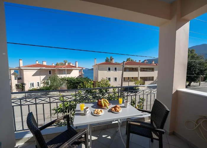 John's Apartment Karavomylos